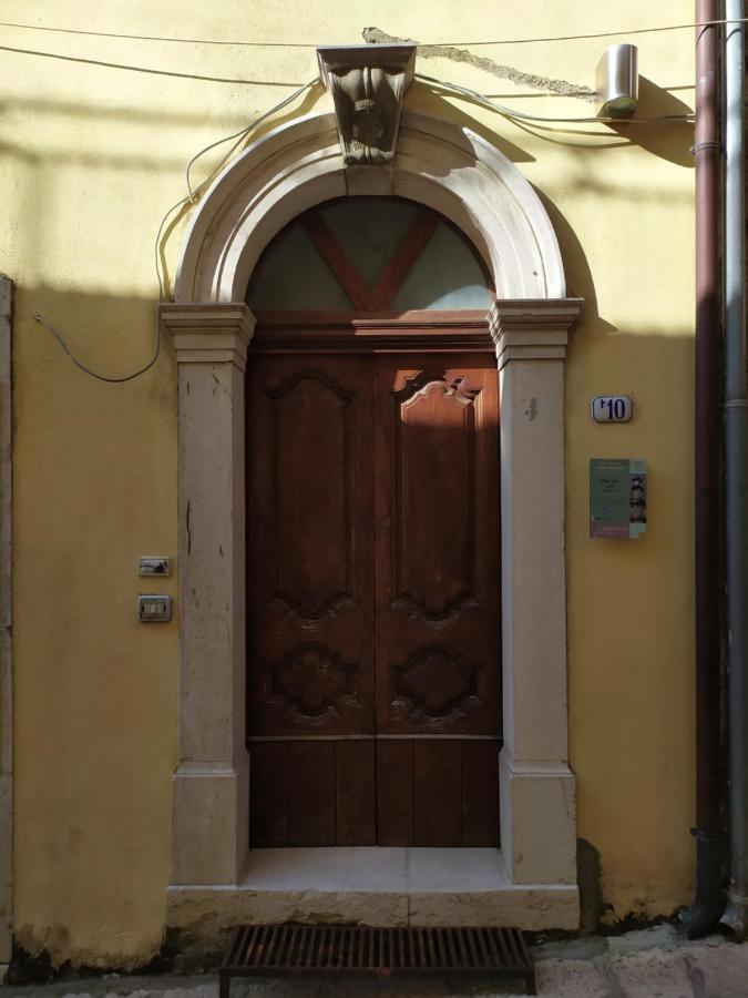 Stanze Don Gesualdo Alloggio Turistico Taurasi 외부 사진